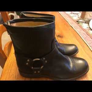 Frye Phillip Harness Womens Size 8 GUC
